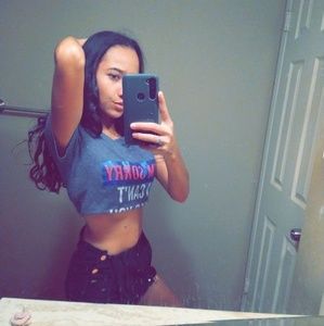 Meet your Posher, Leslin